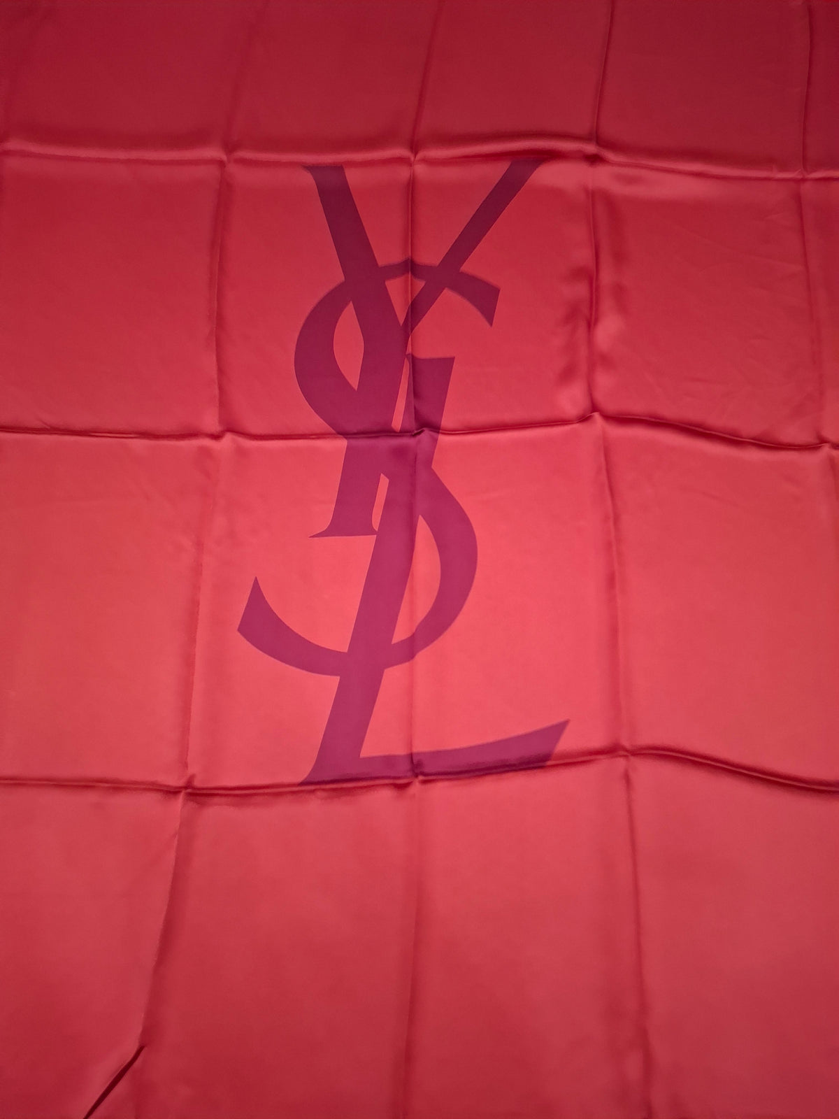 Foulard Yves Saint Laurent seta rossa