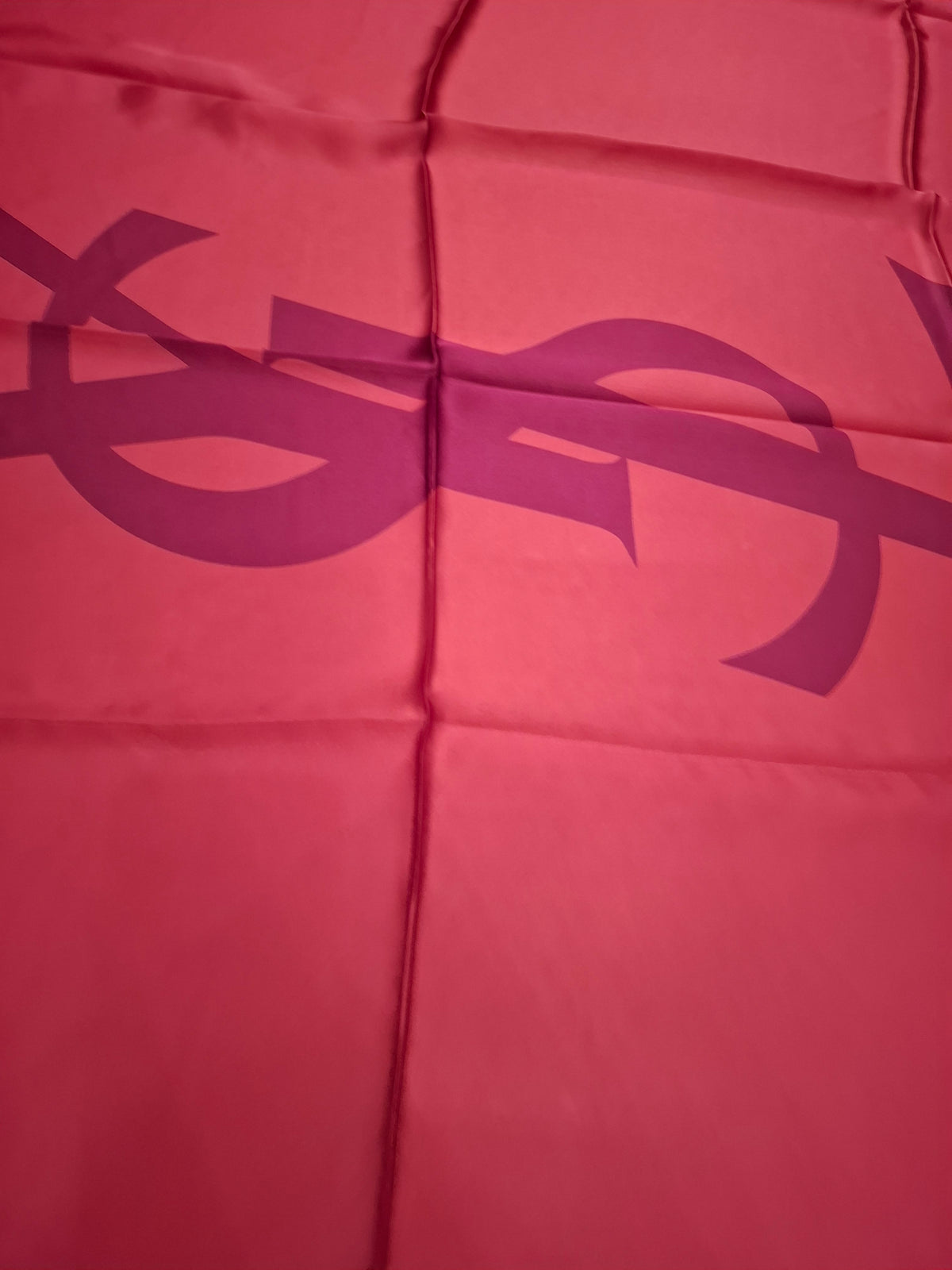 Foulard Yves Saint Laurent seta rossa