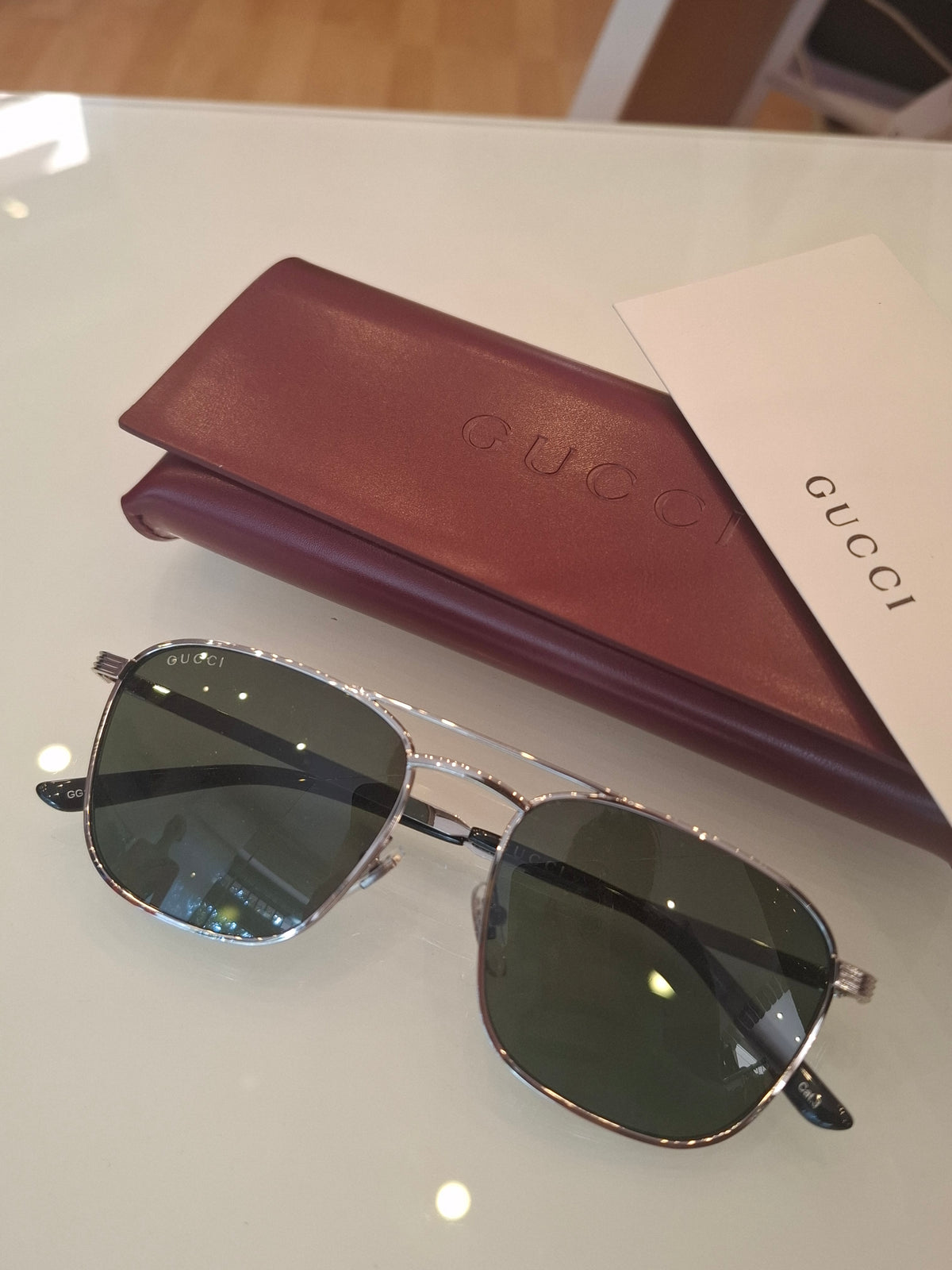 Occhiali Gucci pari al nuovo