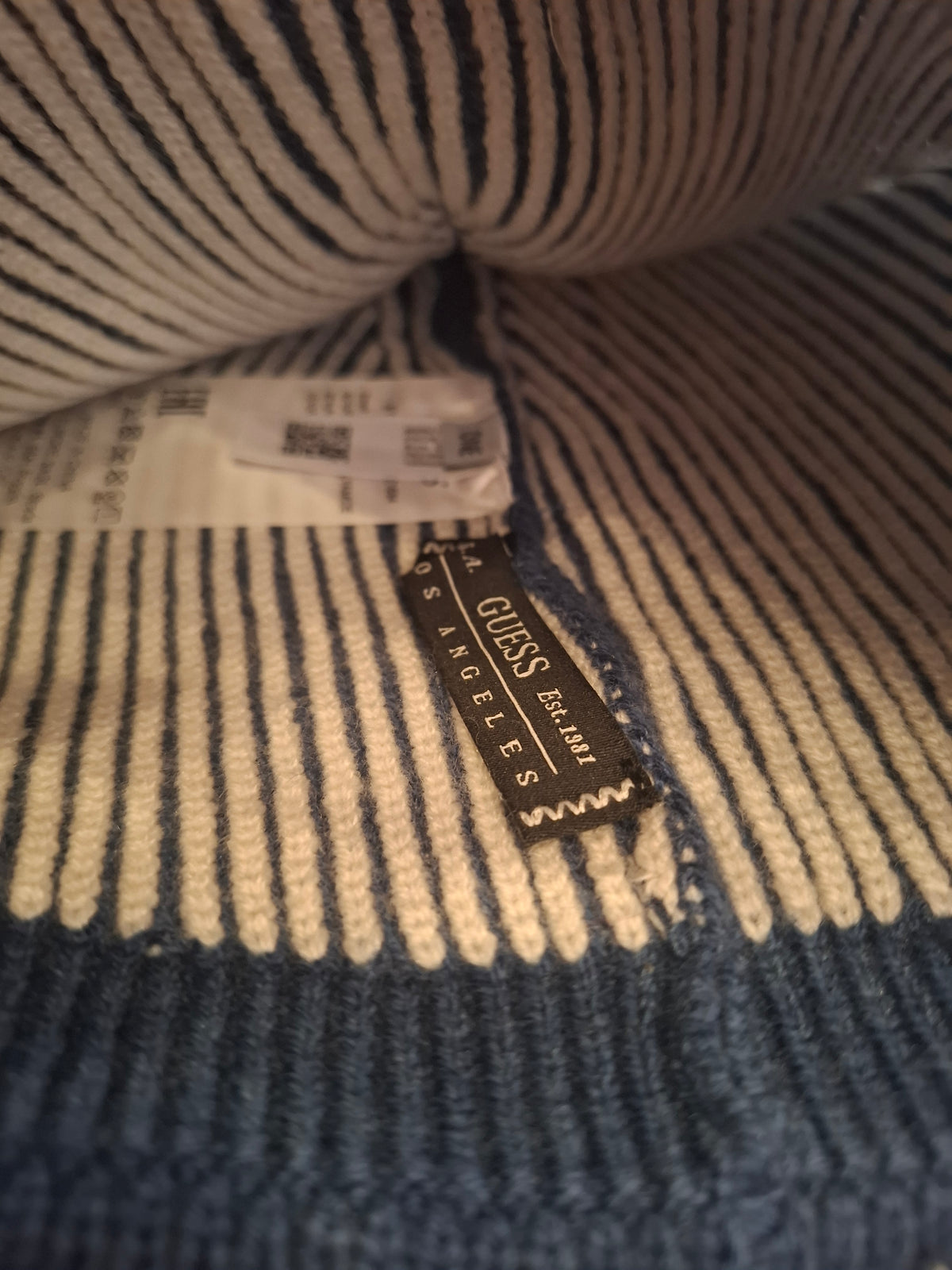 Set cappello + sciarpa Guess tg U