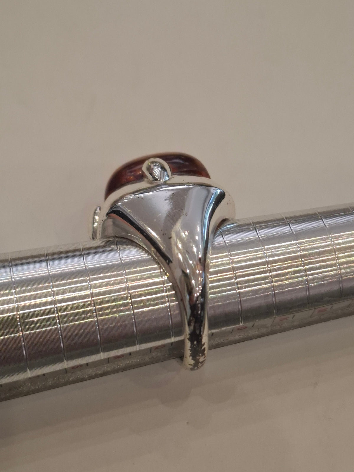 Anello ambra