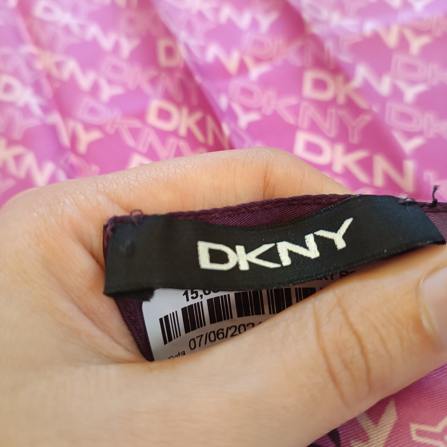 Foulard DKNY rosa