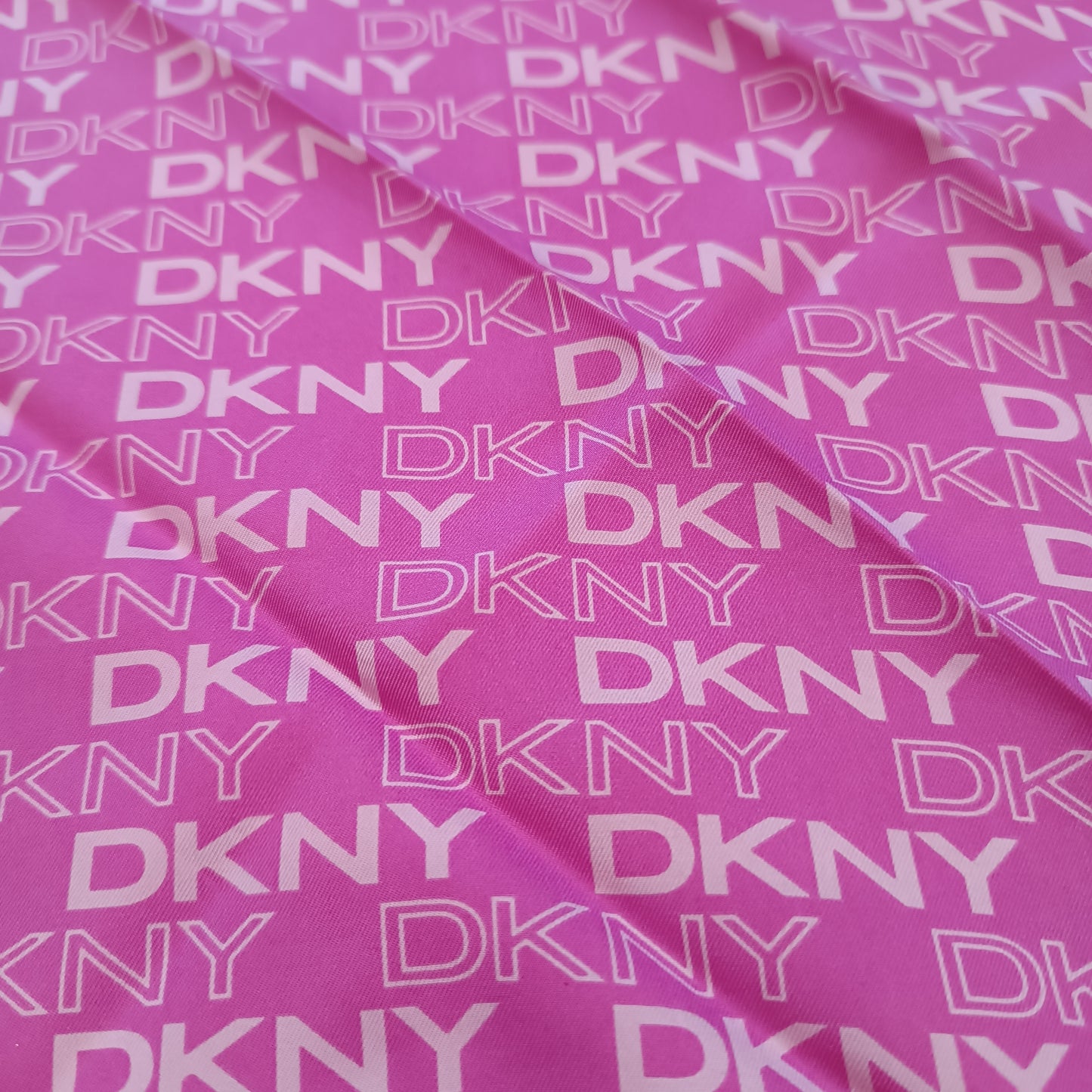 Foulard DKNY rosa