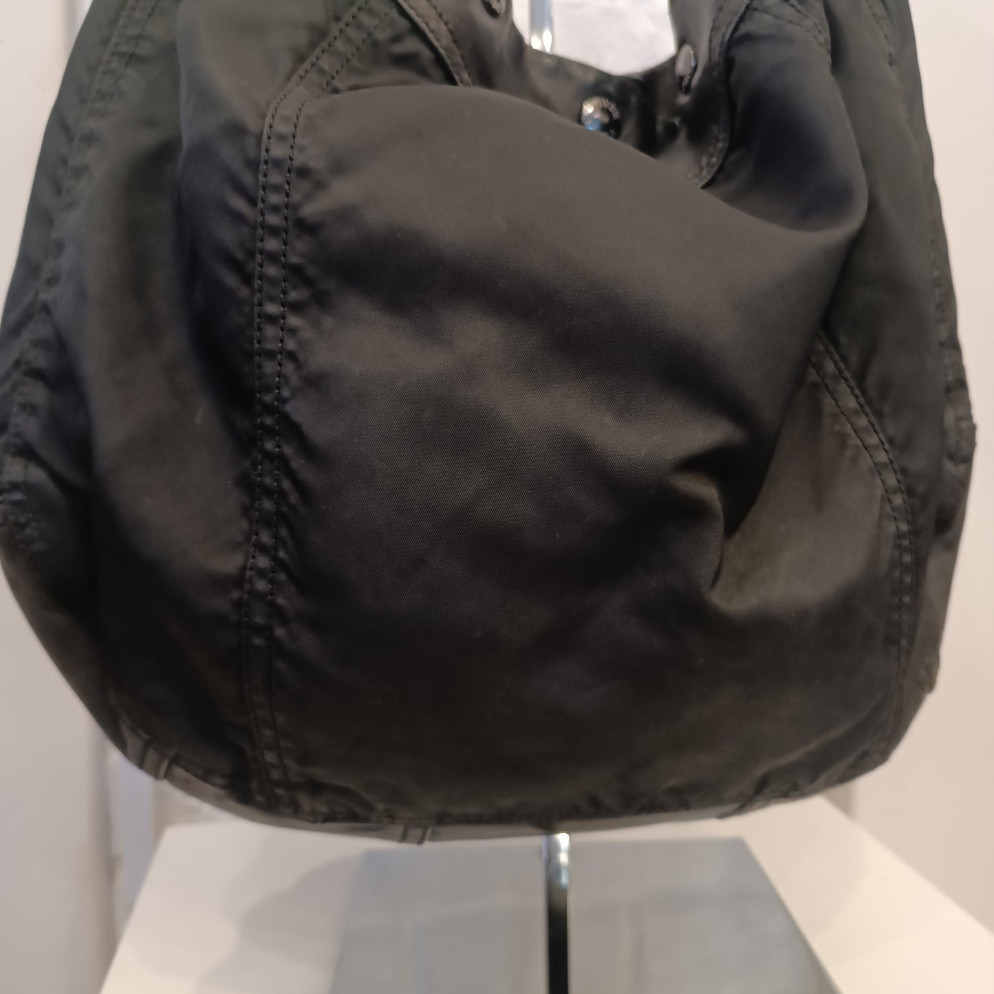 Borsa Hobo di Prada nera