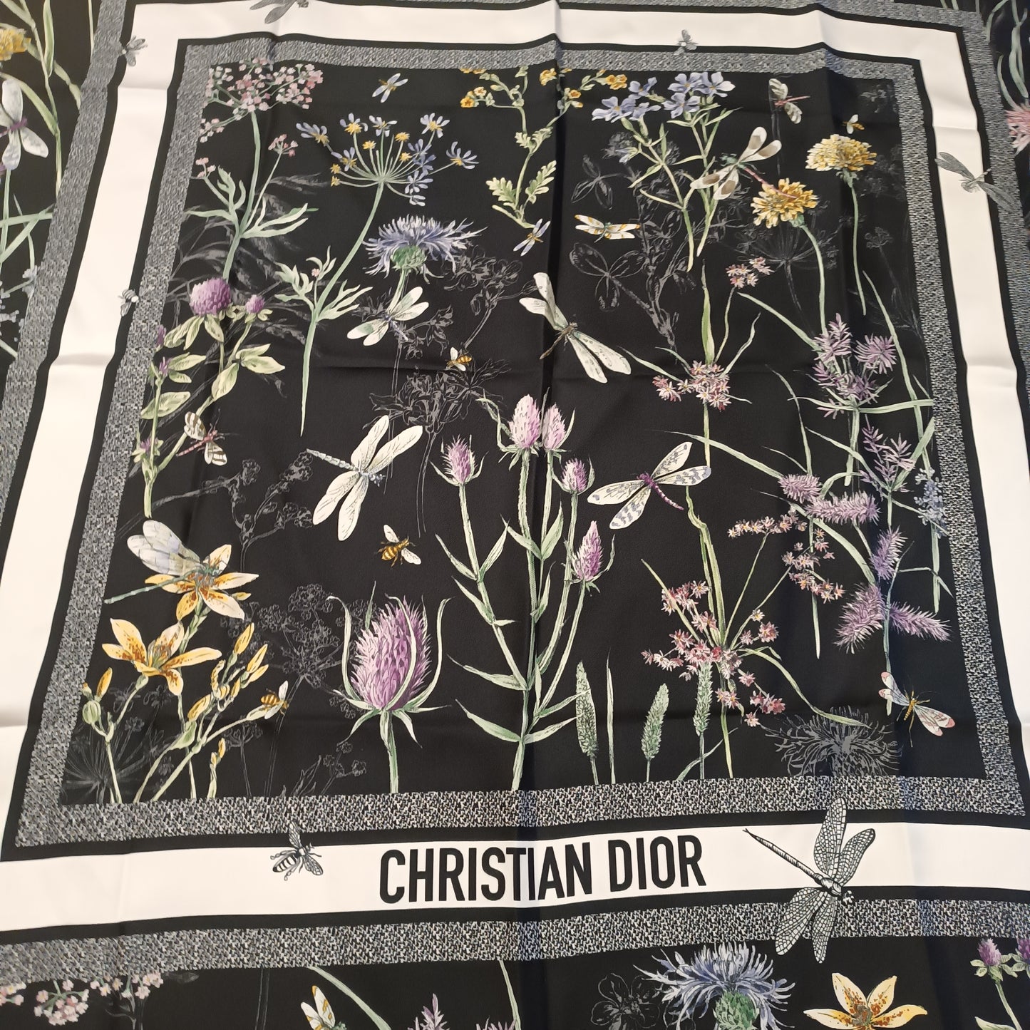 Foulard Dior nero spettacolare!