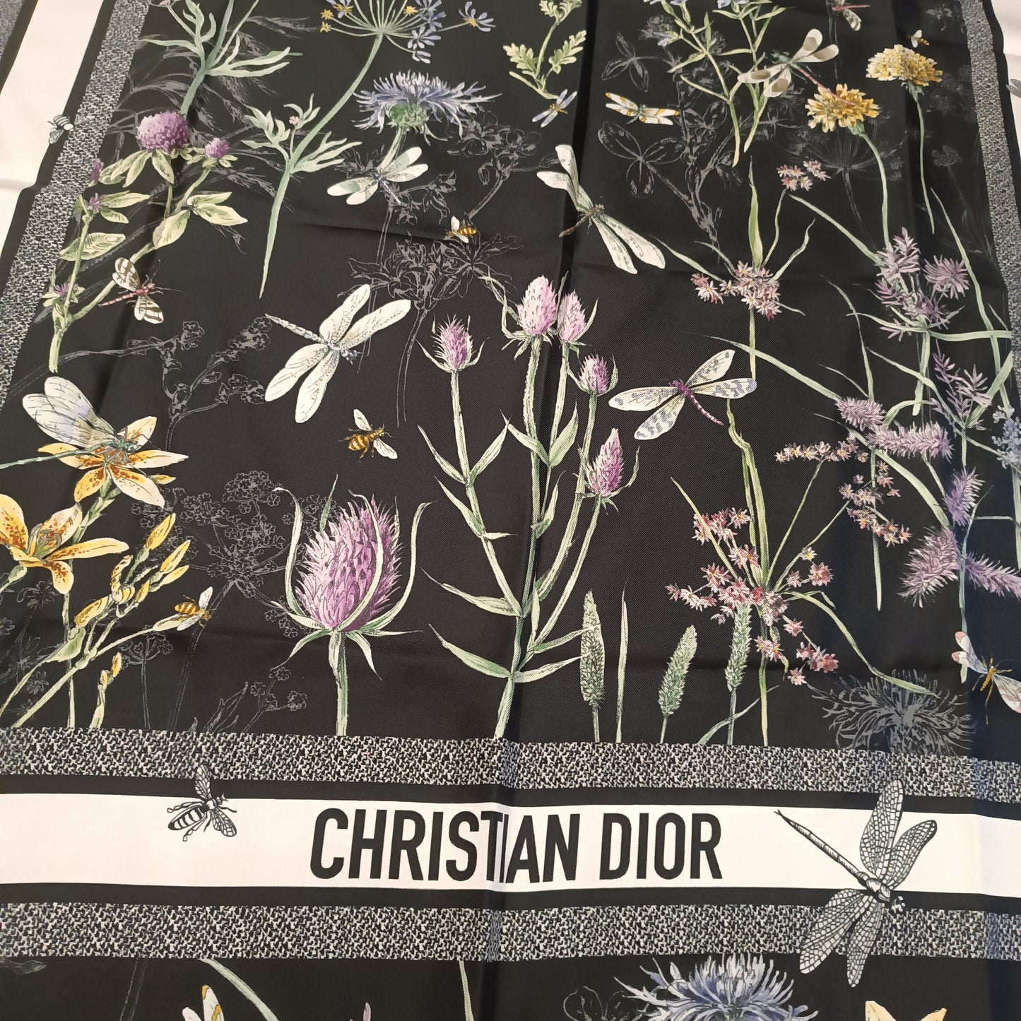 Foulard Dior nero spettacolare!