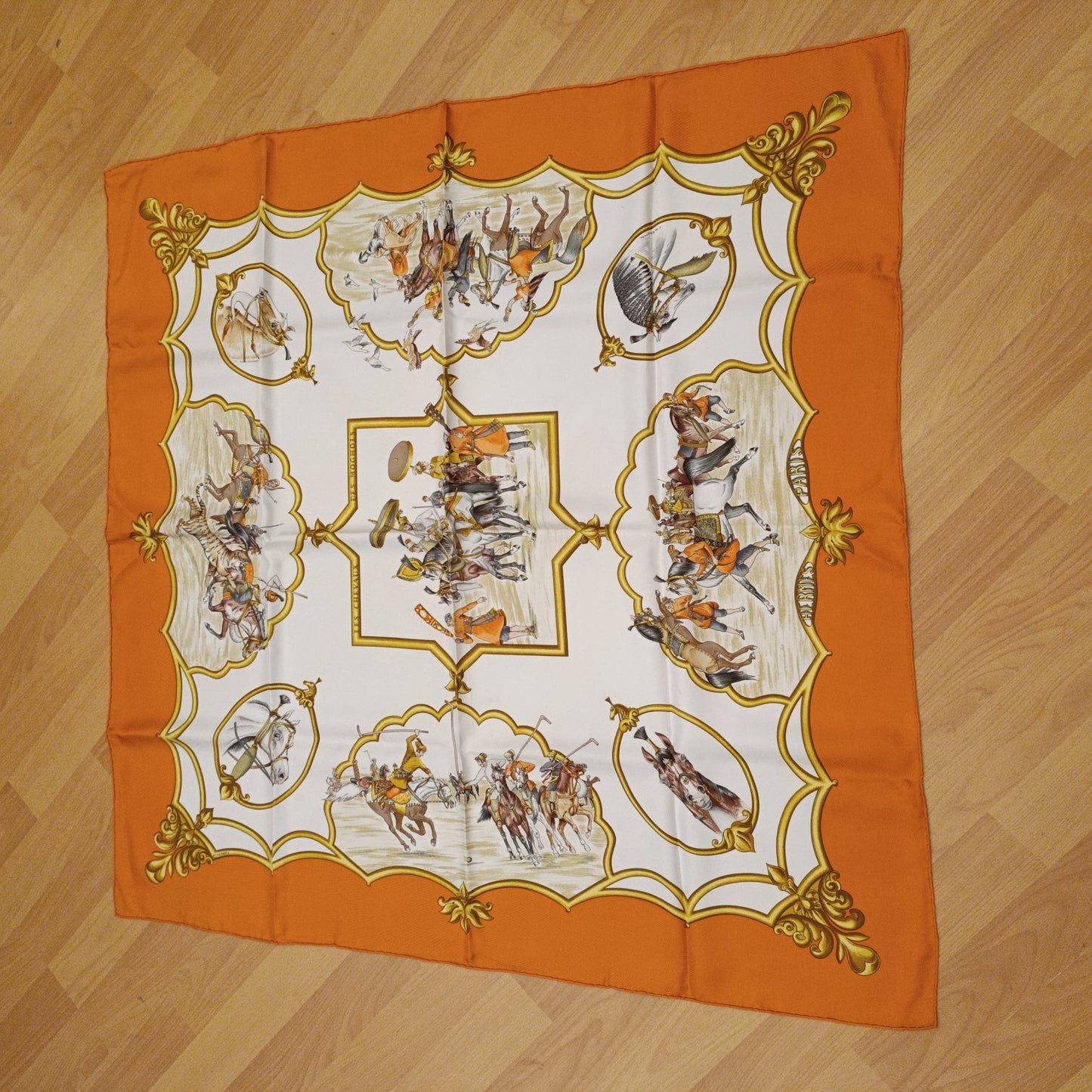 Foulard Hermes "Les Chevaux Des Moghols"