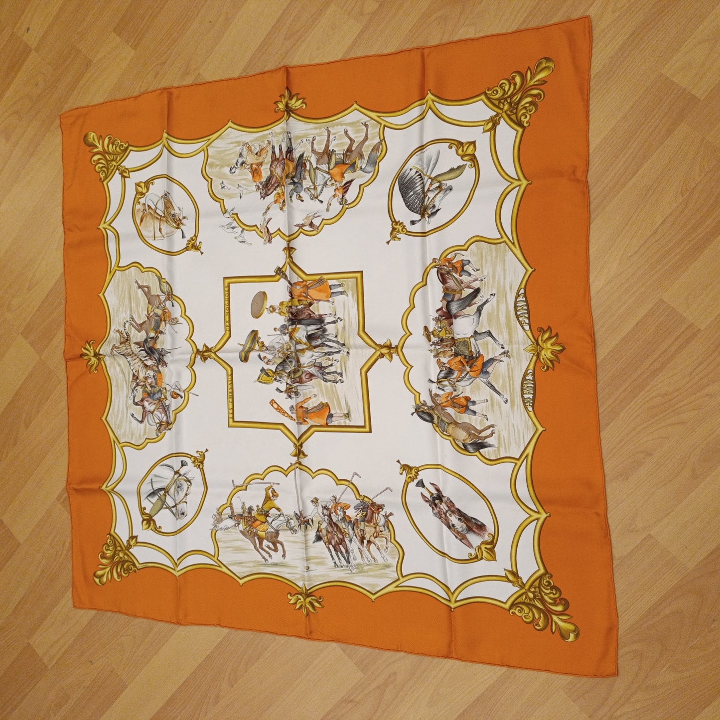 Foulard Hermes "Les Chevaux Des Moghols"