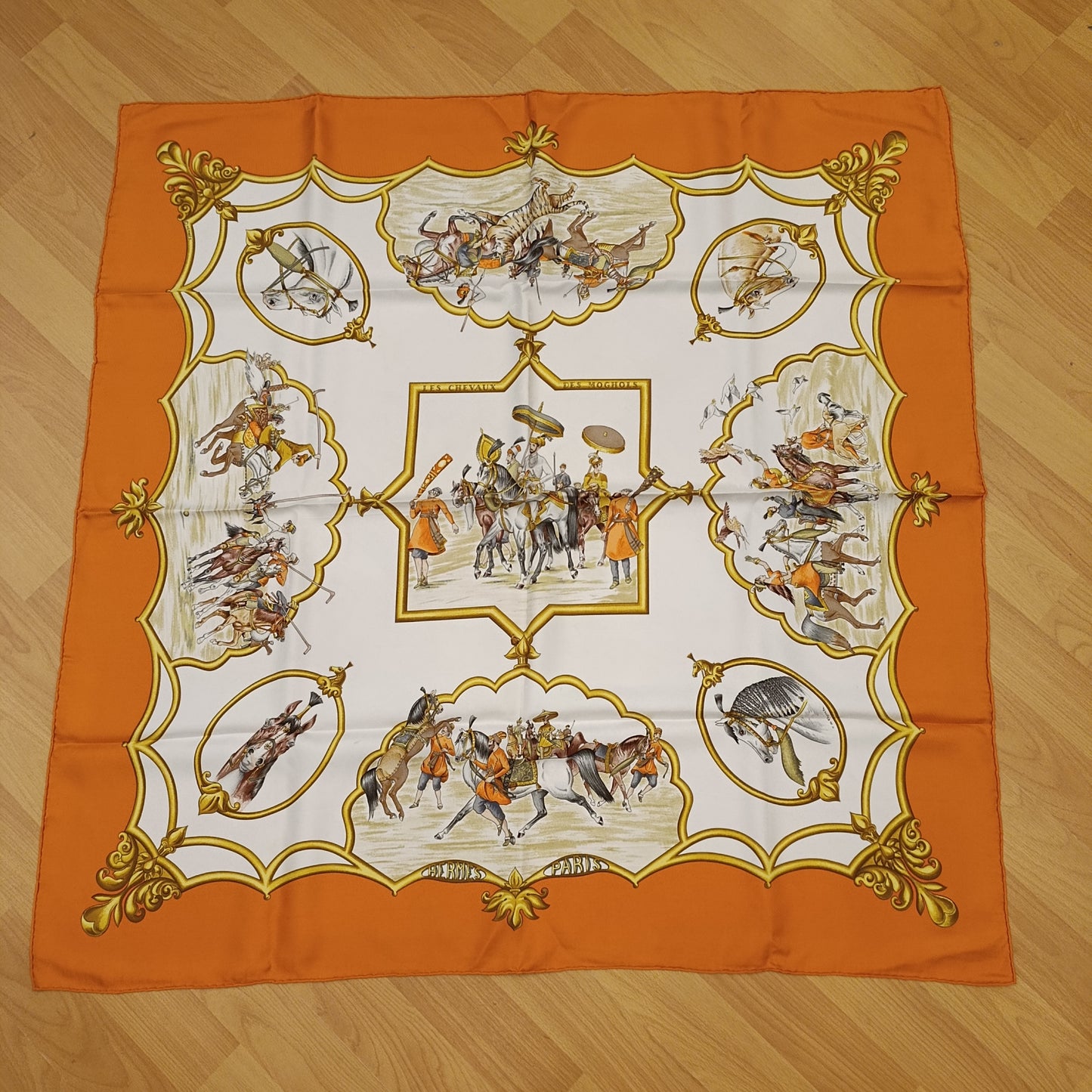 Foulard Hermes "Les Chevaux Des Moghols"