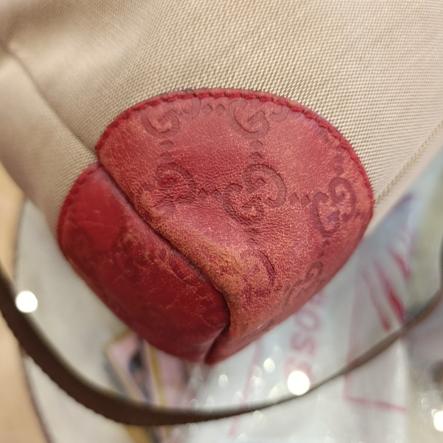 Borsa Gucci dettagli rossi