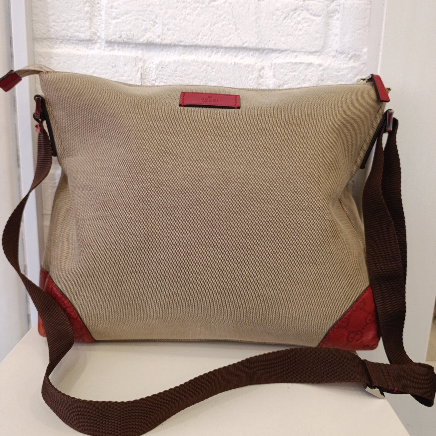 Borsa Gucci dettagli rossi