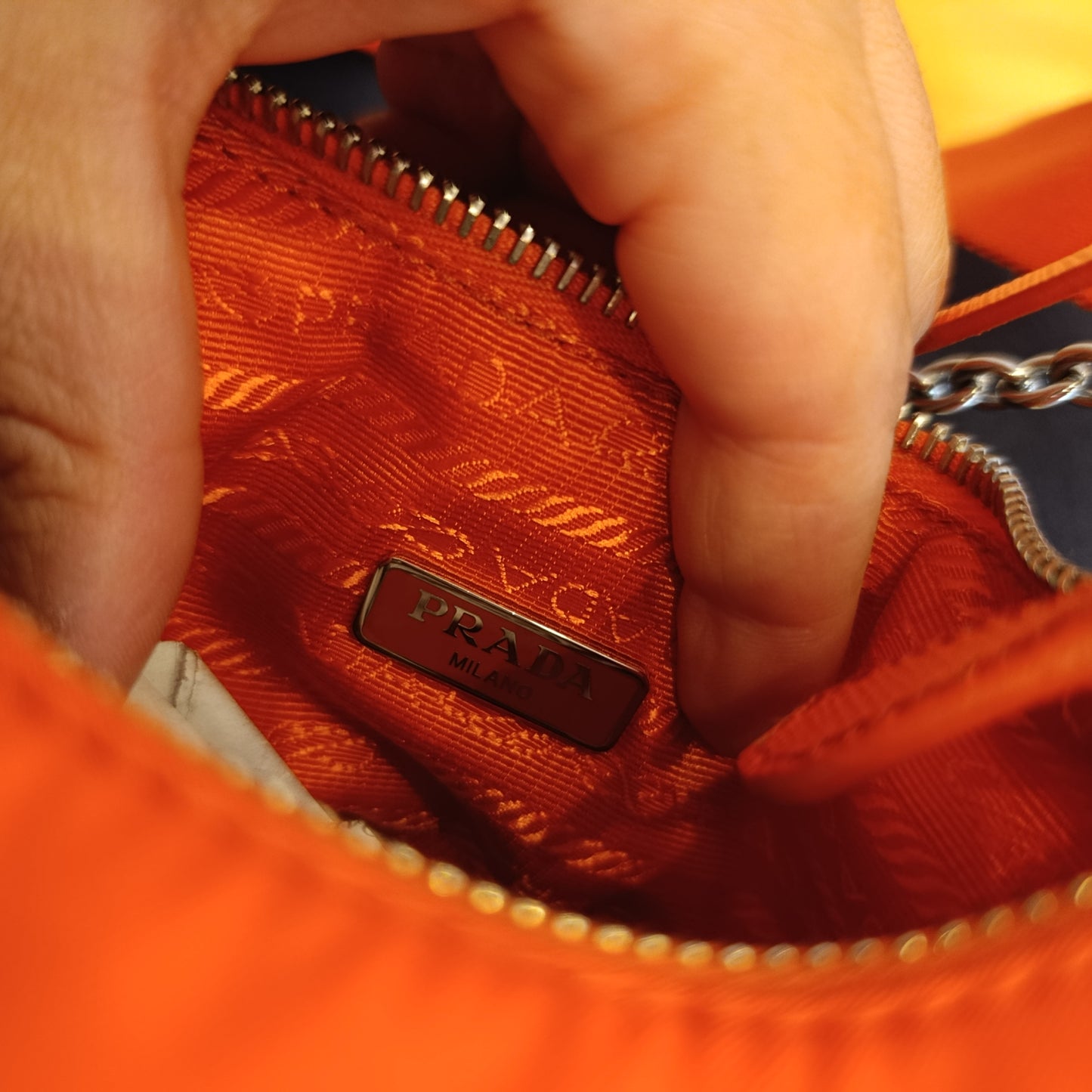Prada Re Edition arancione