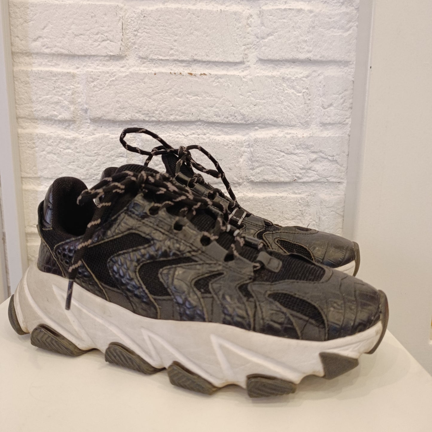 Sneakers Ash n*38
