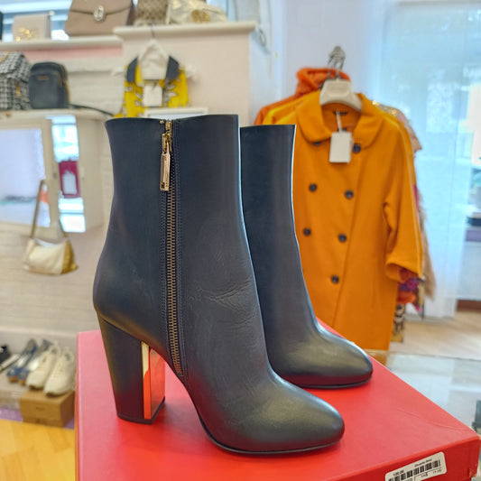 Stivali Hugo Boss n*37