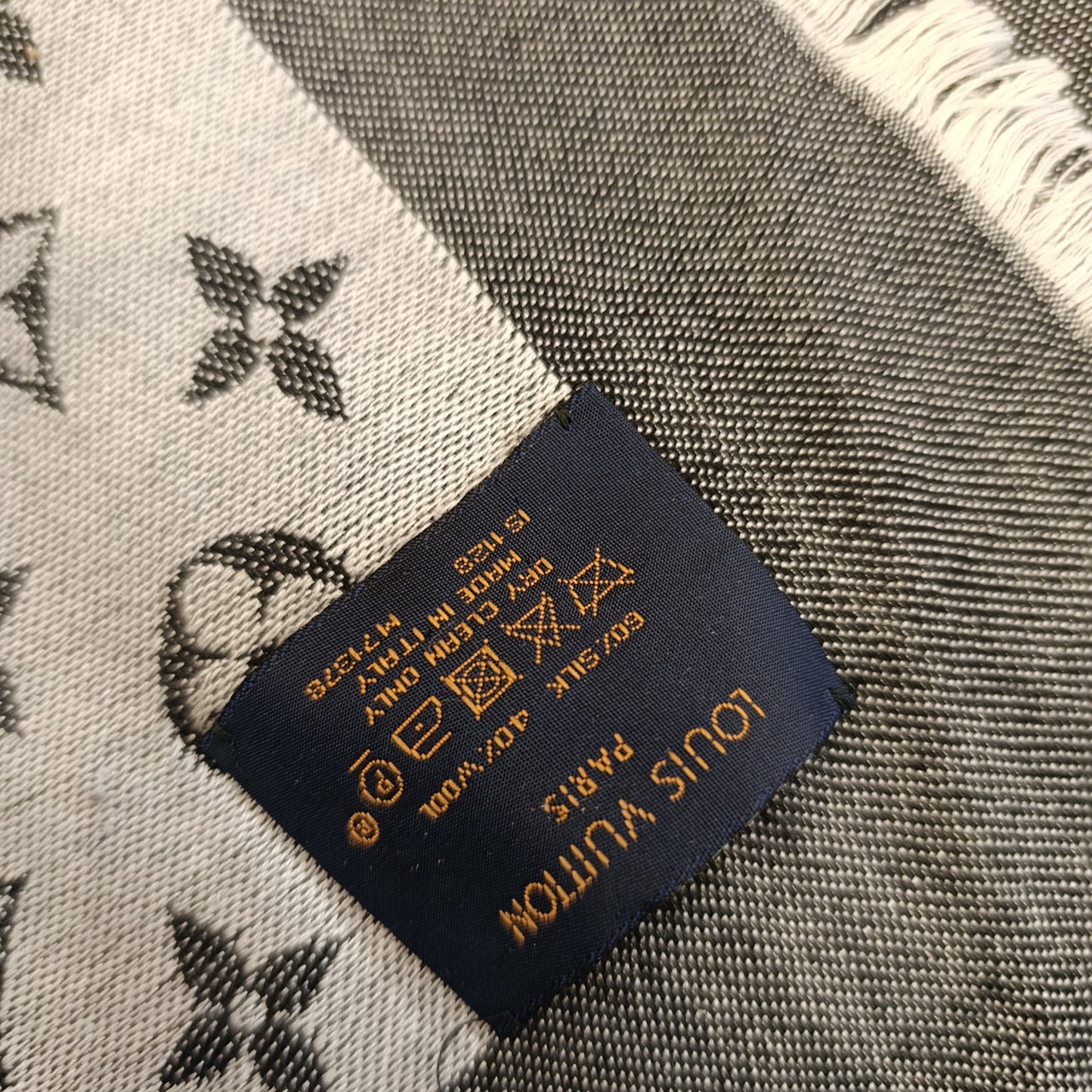Stola Louis Vuitton