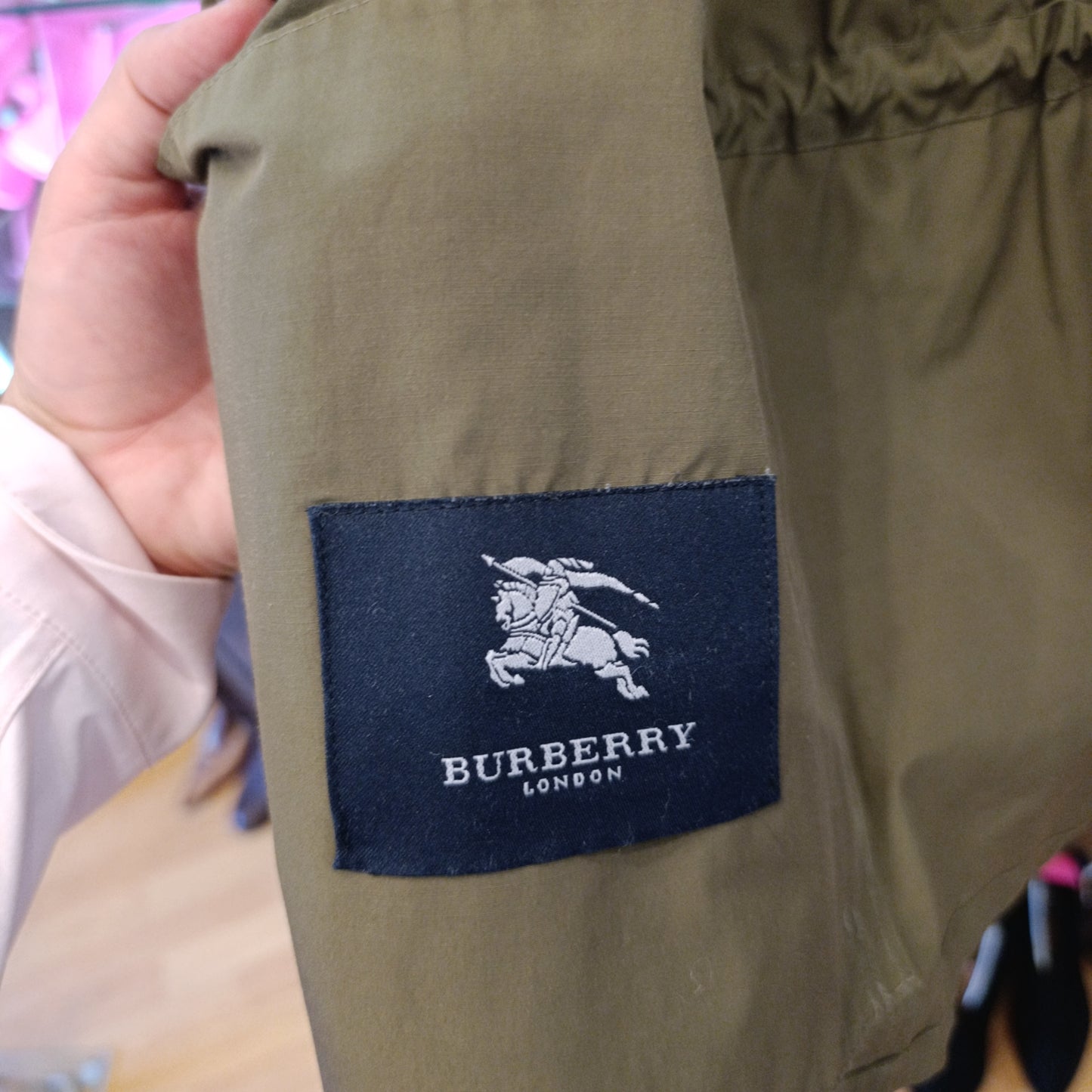 Giacca Burberry verde con zip tg 38