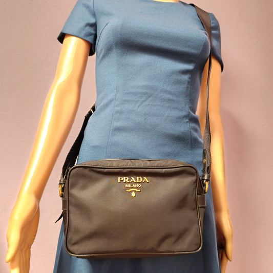 Borsa Prada a tracolla