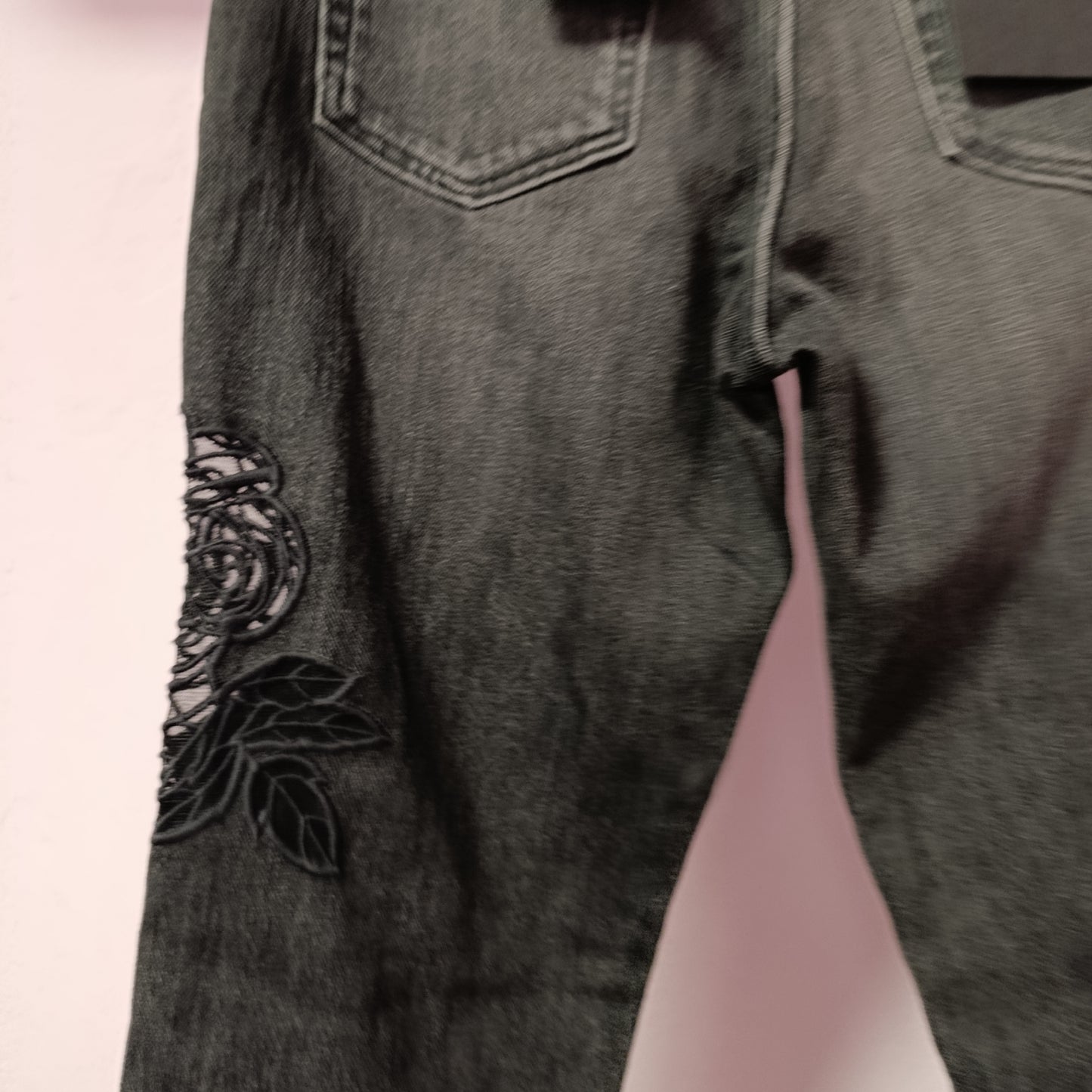Jeans Guess nuovi con cartellino w 24/l31