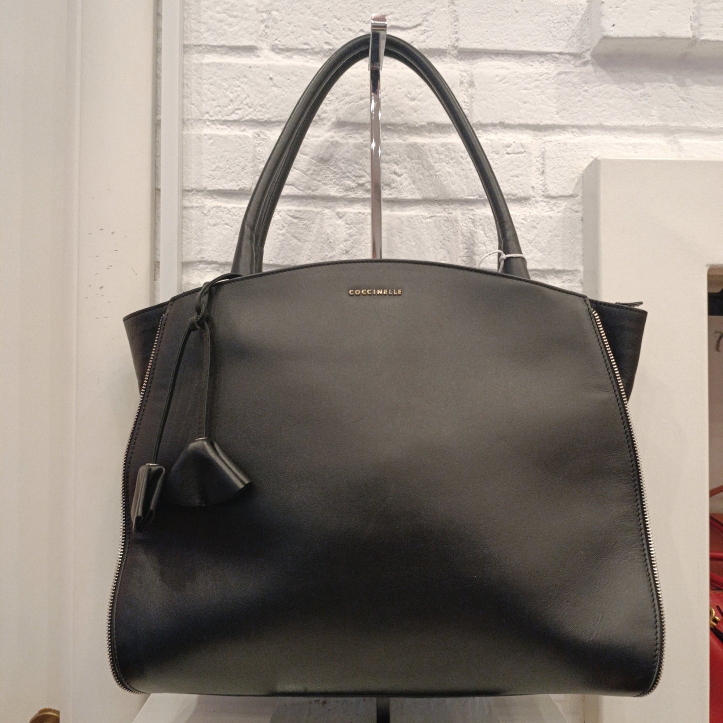 Borsa Coccinelle nera