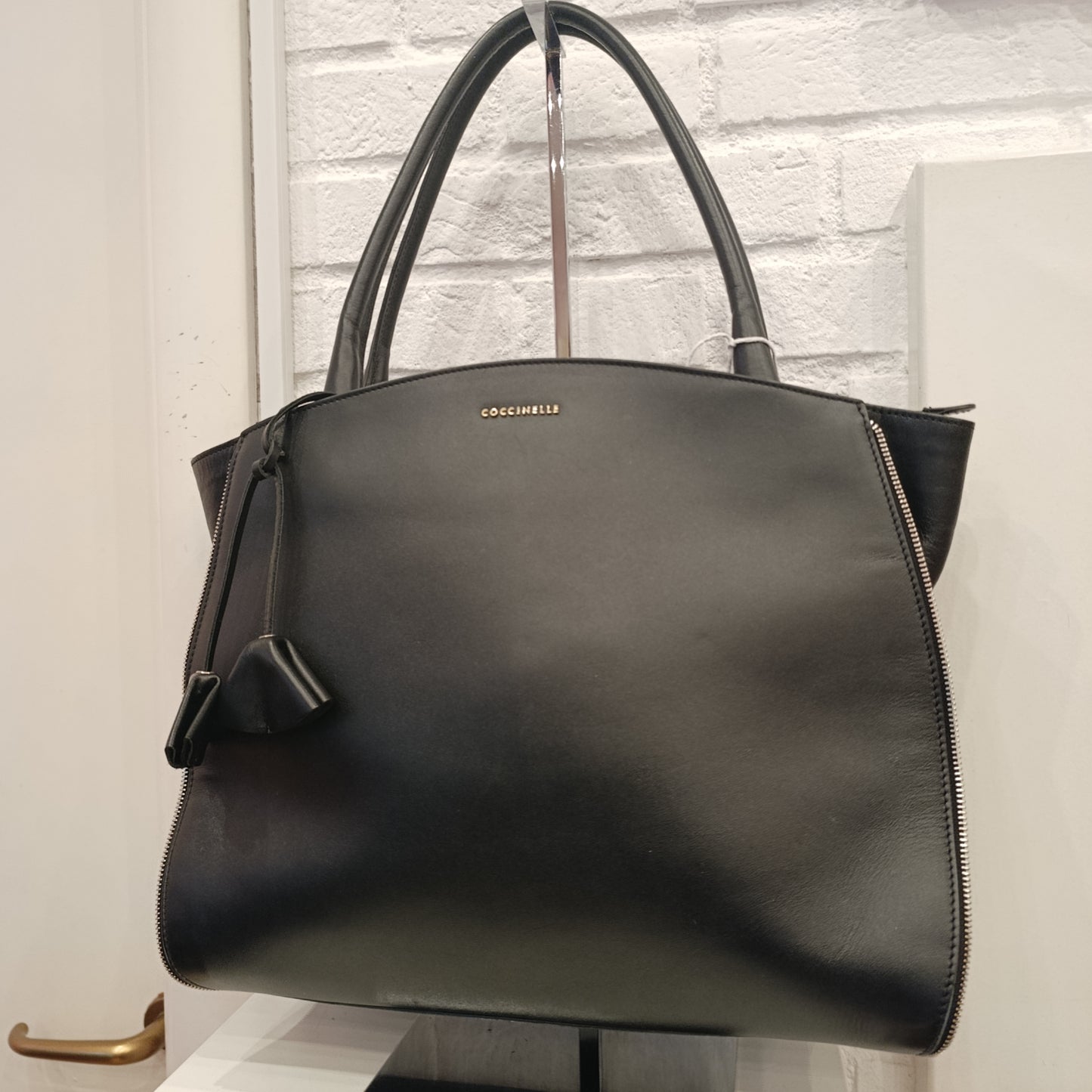 Borsa Coccinelle nera
