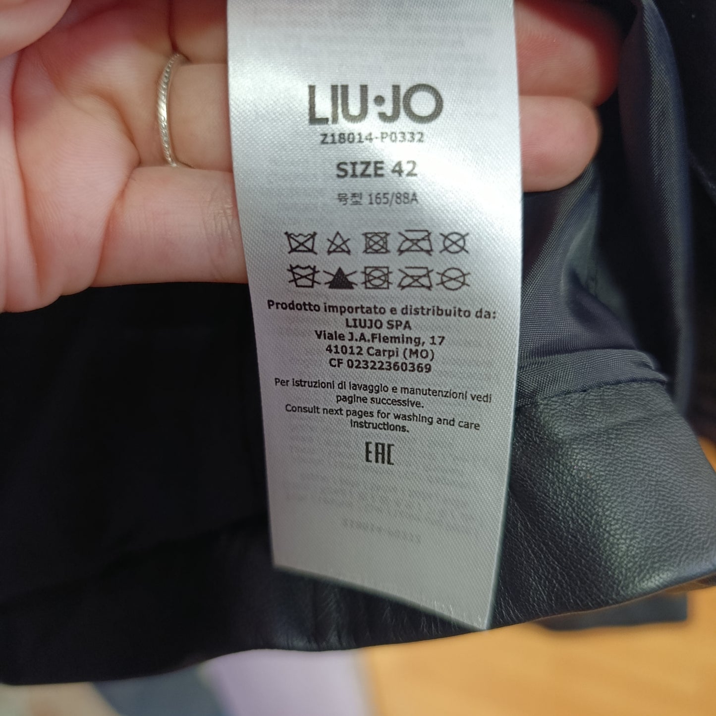 Giacca pelle Liu Jo con borchiette sul colletto tg 42