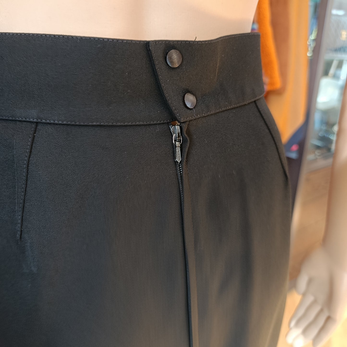 Gonna nera longuette Thierry Mugler tg 38 vintage