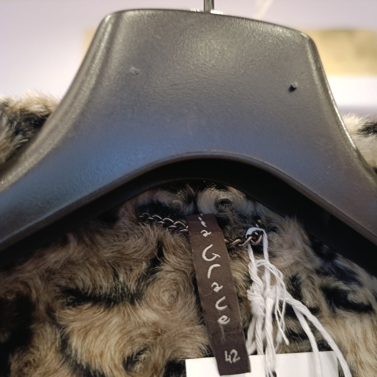 Ecopellicia maculata Manila Grace tg 42