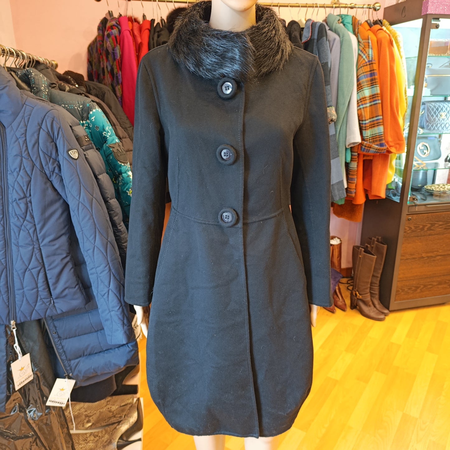 Cappotto Ermanno Scervino nero con inserto in vera pelliccia tg 44