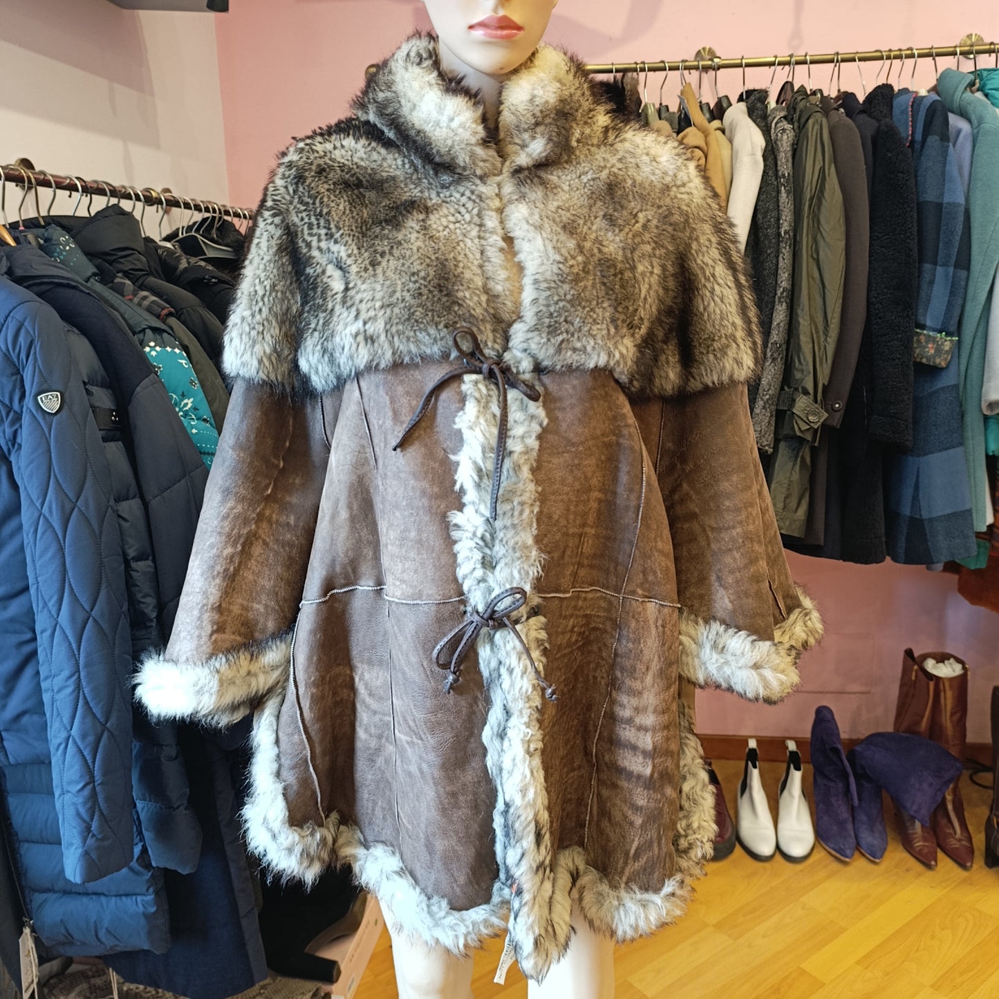 Mantella pelle marrone TU