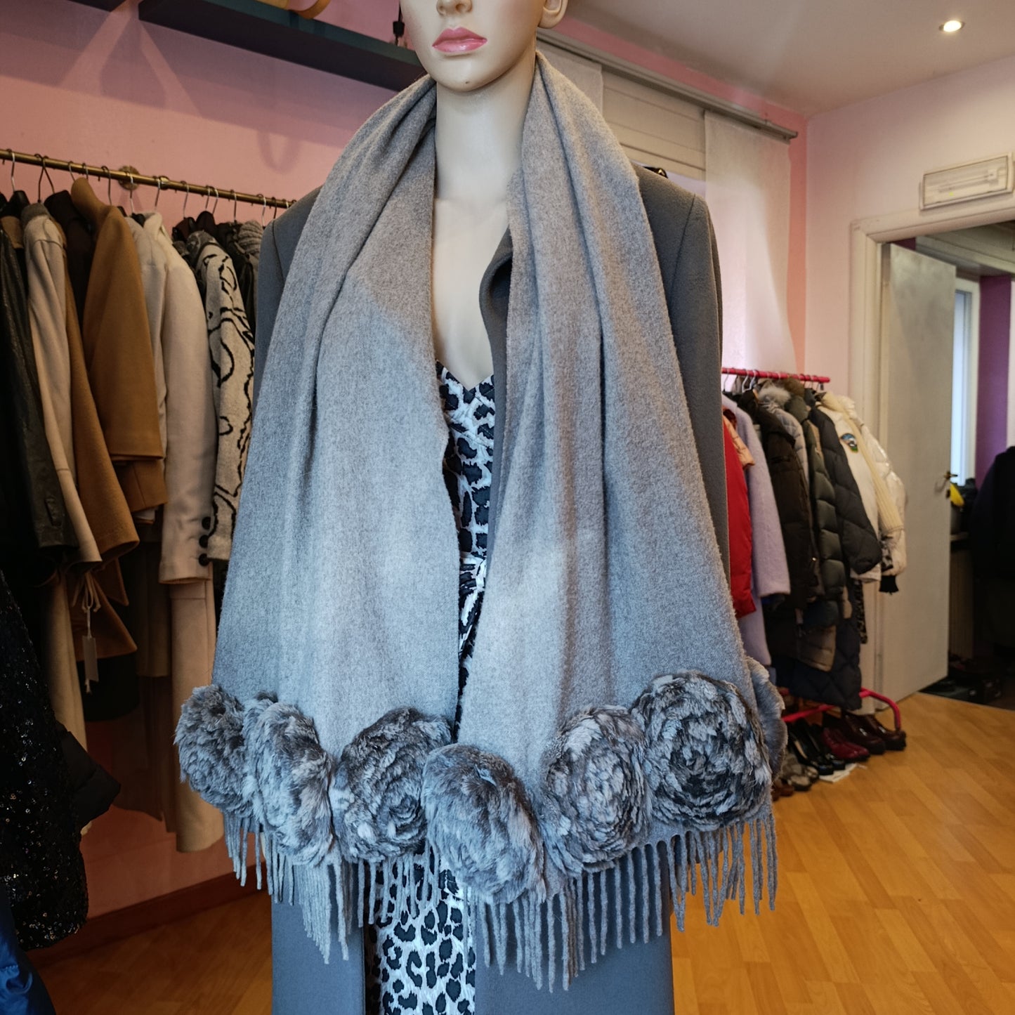 Stola rose cashemere e visone (Fendi ma senza etichetta)