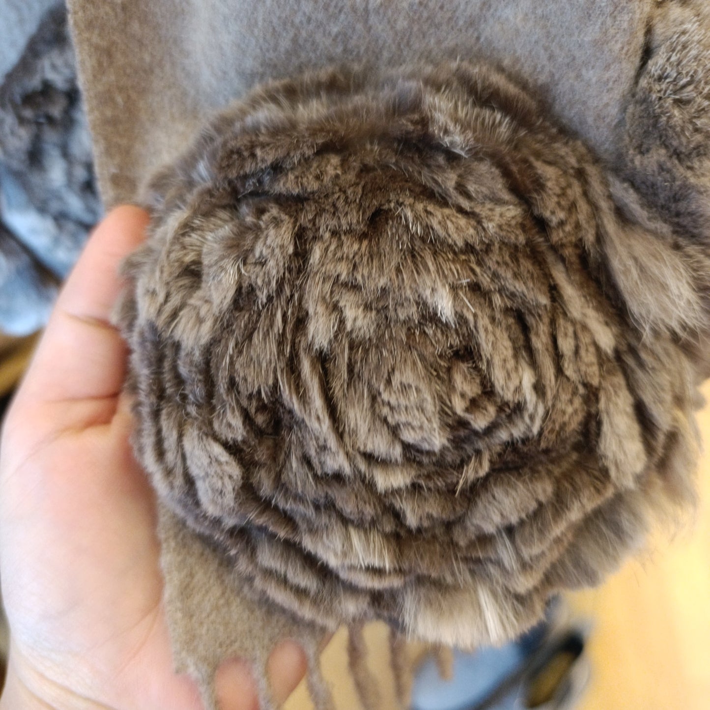 Stola rose cashemere e visone (Fendi ma senza etichetta)