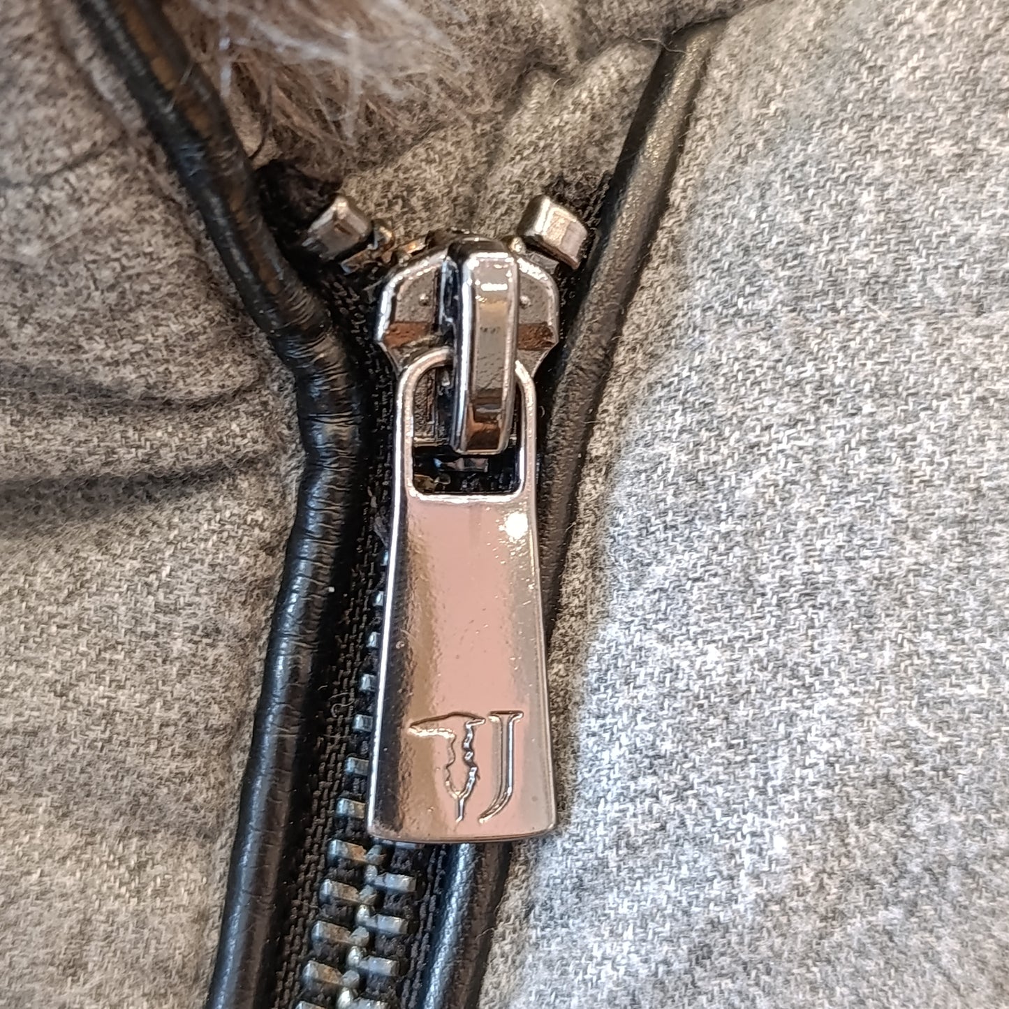 Bomber grigio Trussardi tg 40