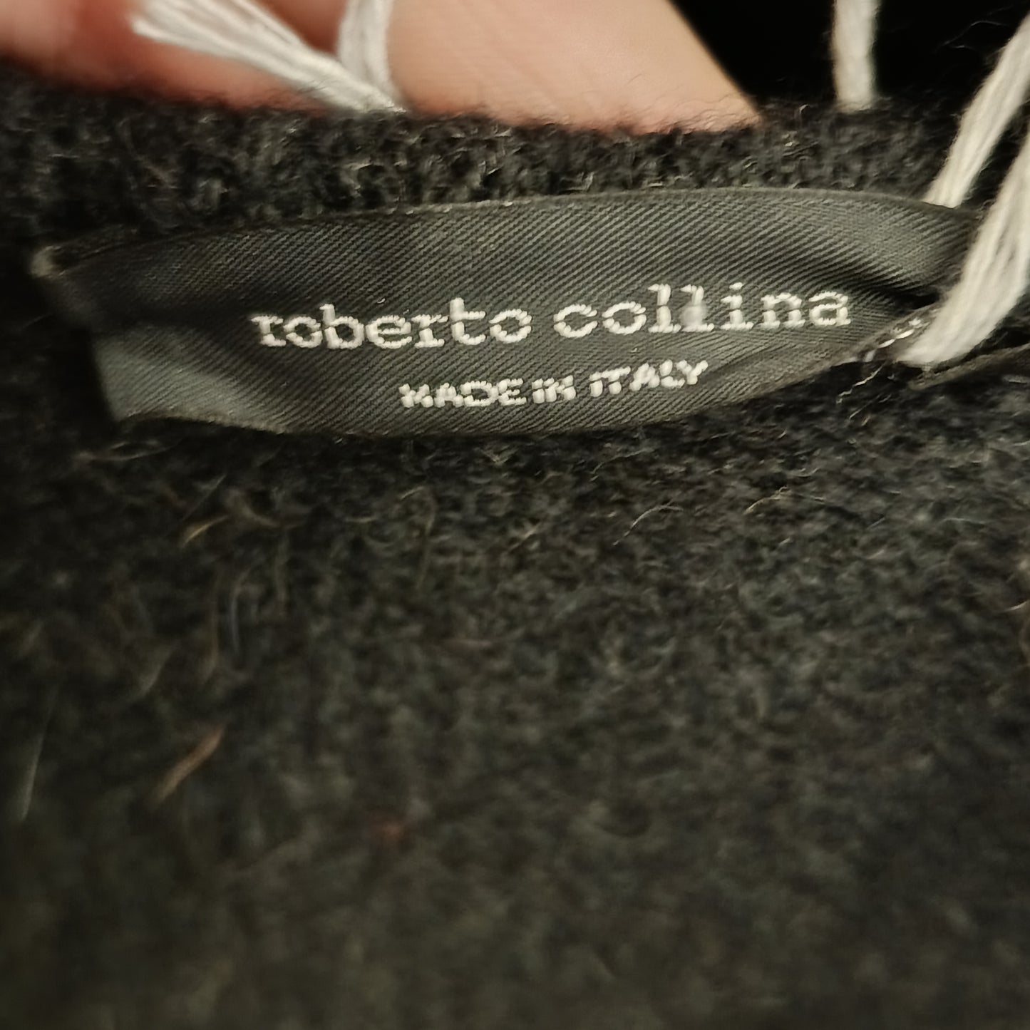 Mantella nera Roberto Collina TU