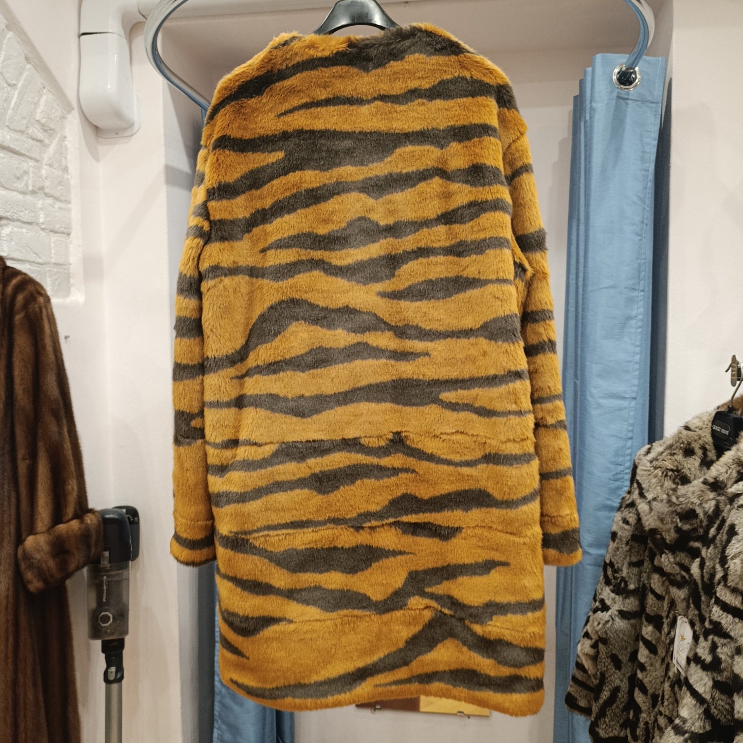 Eco pelliccia MSGM zebrata tg 42