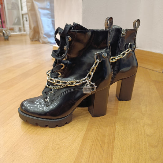 Tronchetto nero Guess nr 36