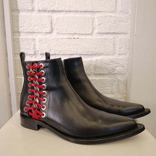 Stivaletto Alexander McQueen nero nr 37.5