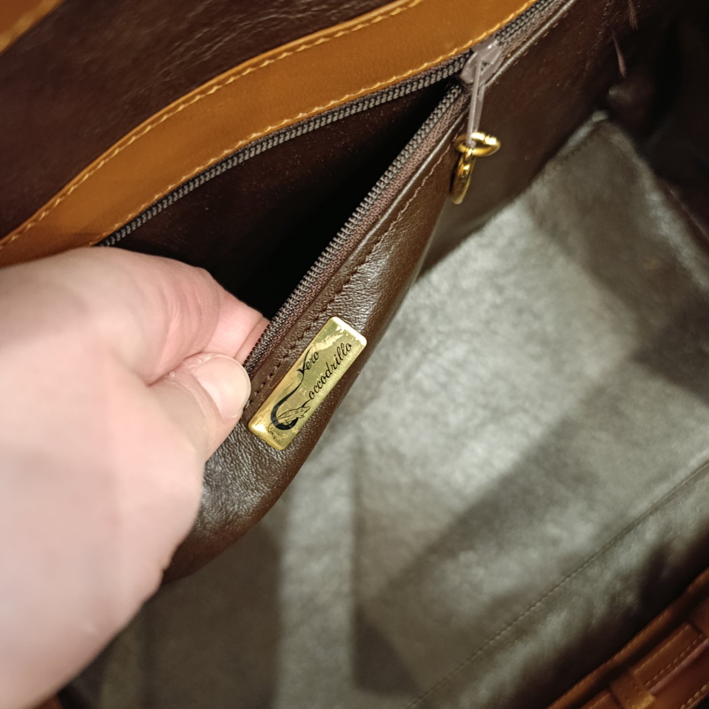 Doctor bag in coccodrillo