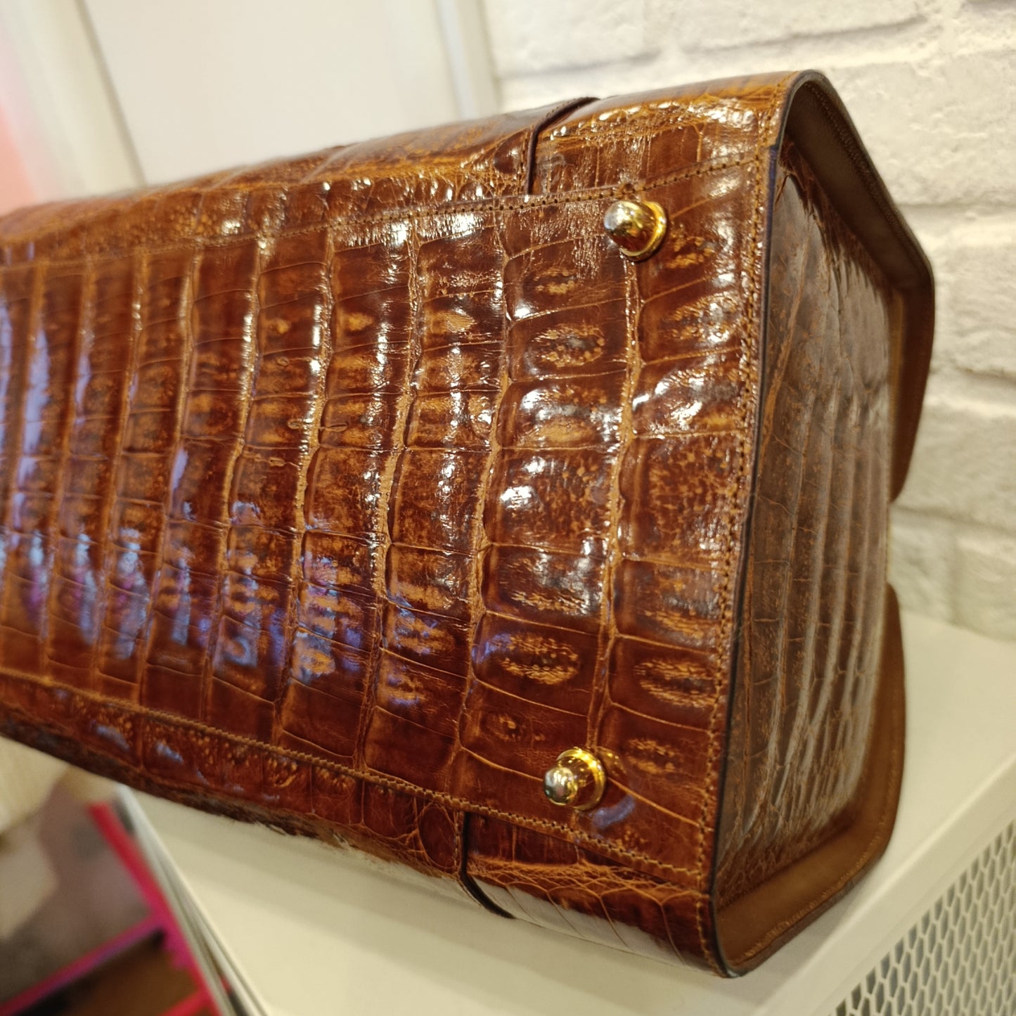 Doctor bag in coccodrillo