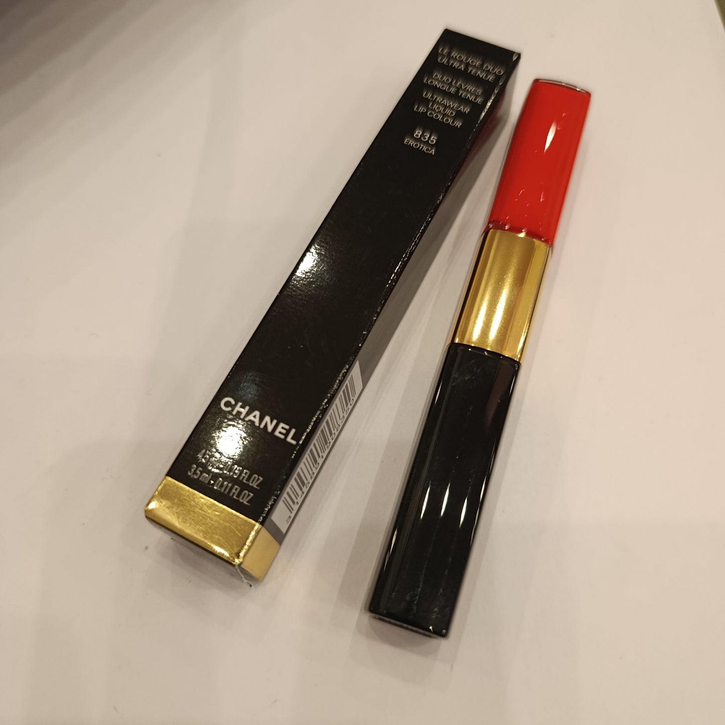 Chanel 835
