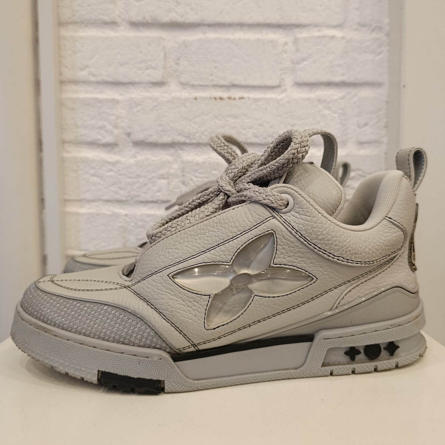 Louis Vuitton Trainer n* 8/42