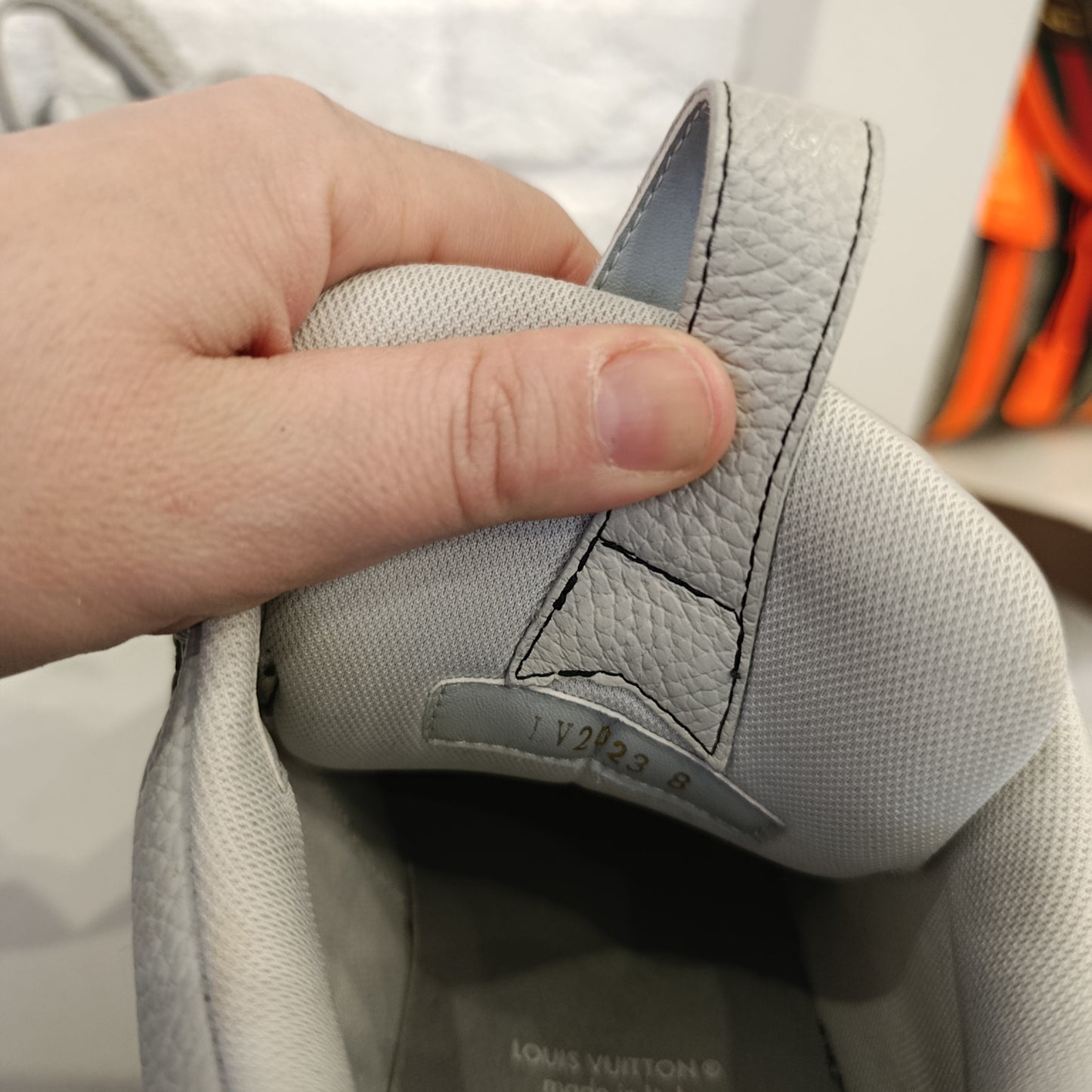 Louis Vuitton Trainer n* 8/42