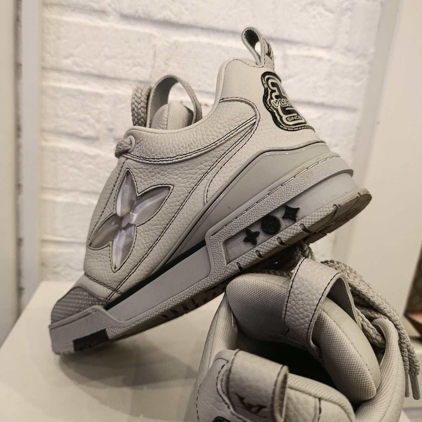 Louis Vuitton Trainer n* 8/42