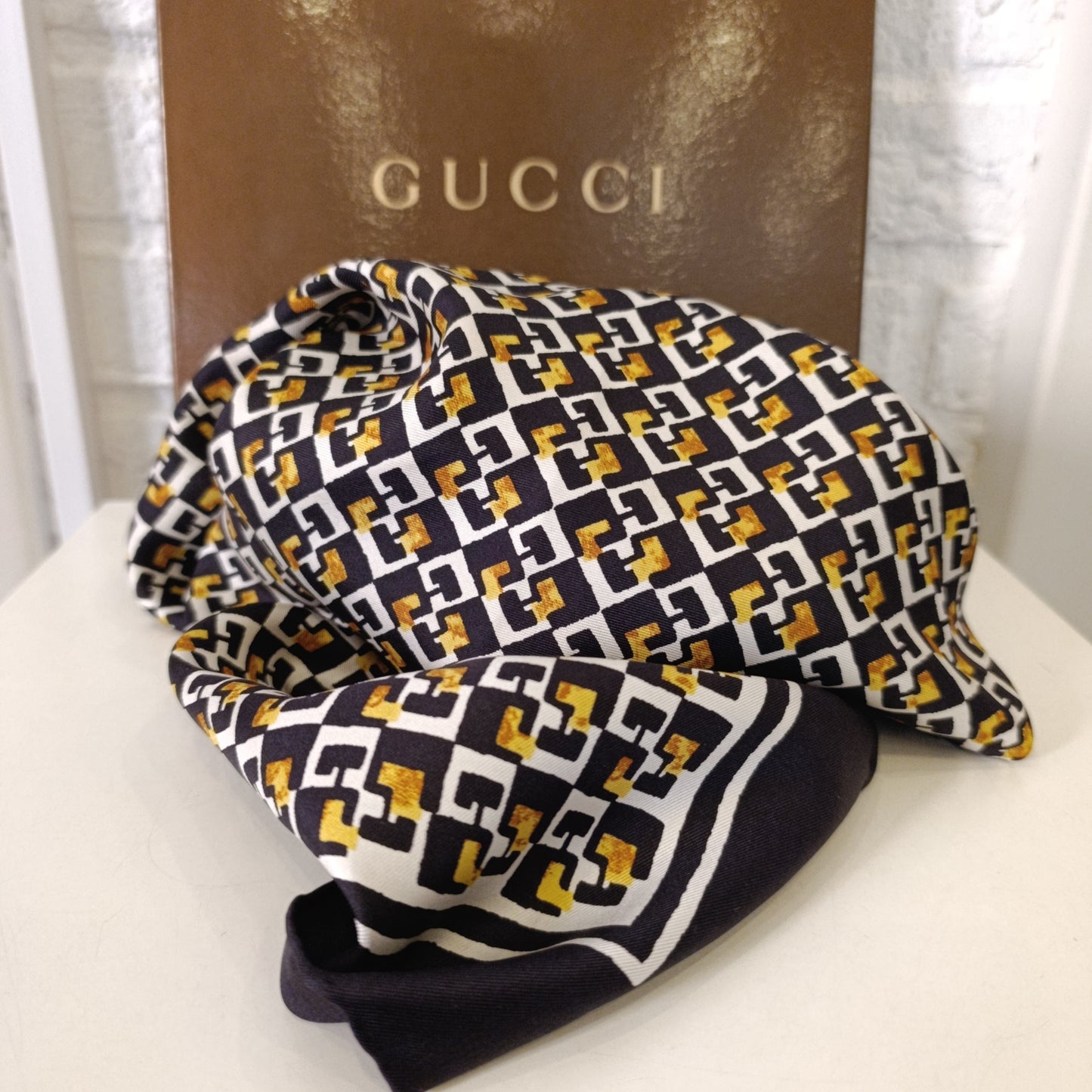 Strangolino Gucci