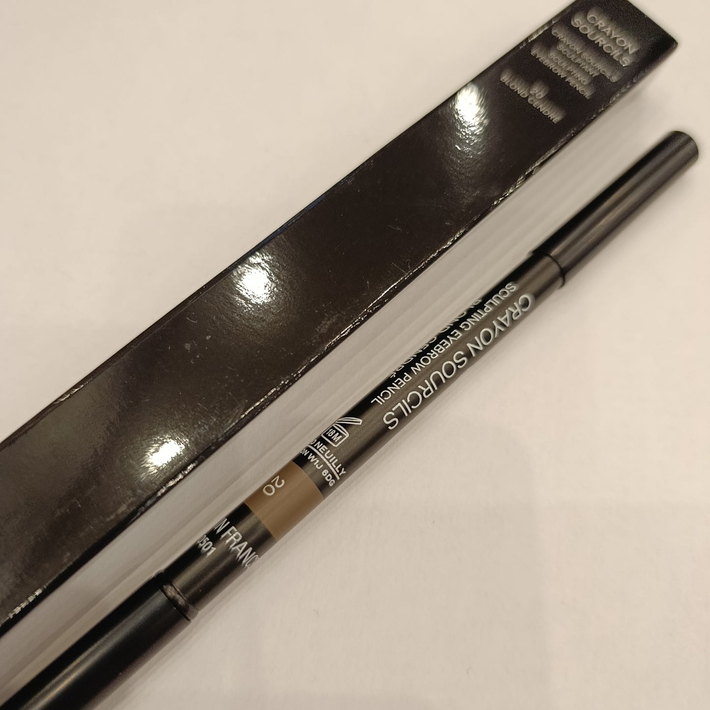 Chanel 20 sopracciglia