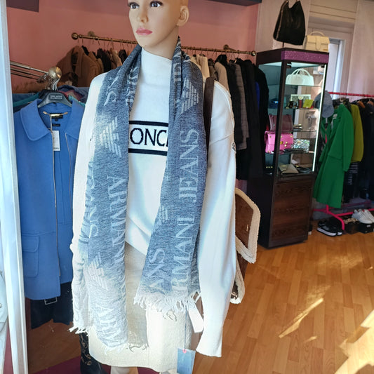 Sciarpa grigia Armani nuova