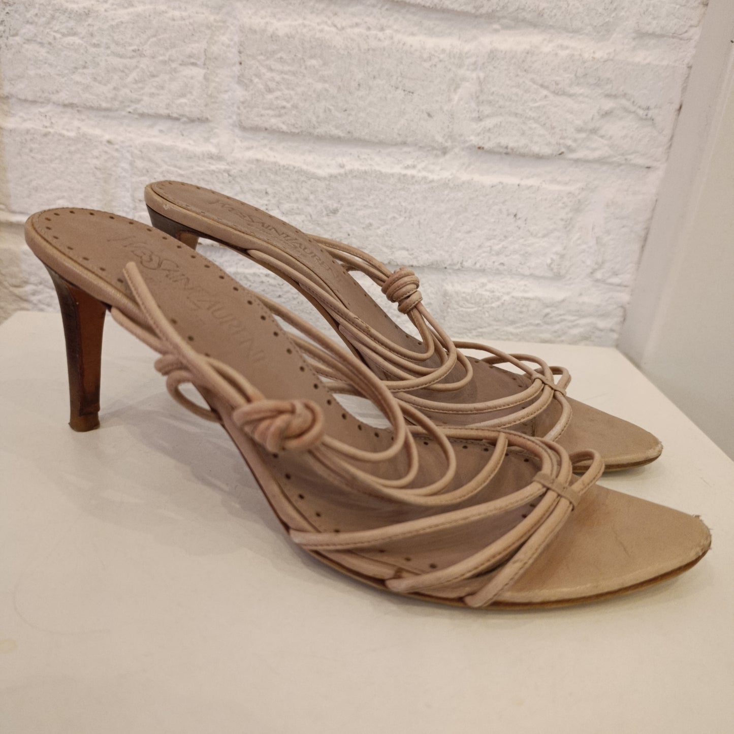 Ciabatta Yves Saint Laurent n*38