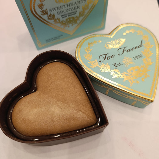 Bronzer Too Faced