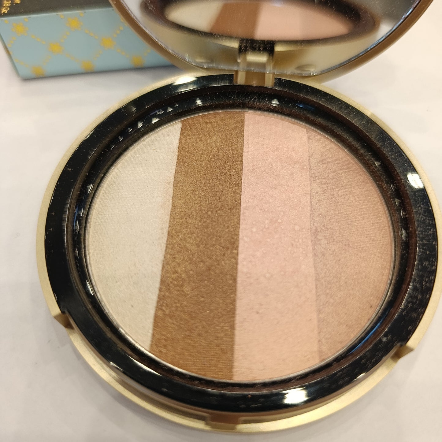 Bronzer Too Faced