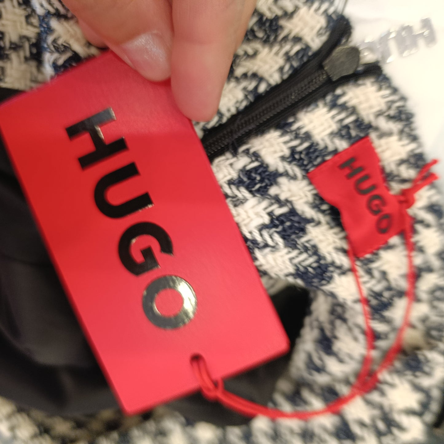 Abito Hugo Boss nuovo tg 38 ridotto