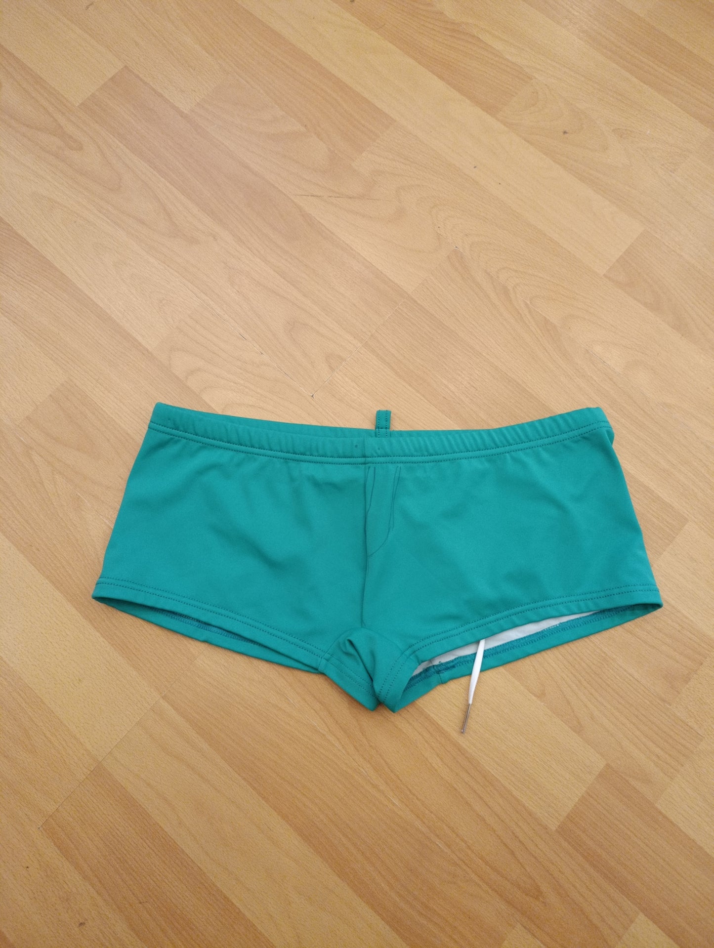 Costume uomo nuovo Dsquared2 tg48